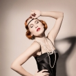 Retro autoportr�t, make-up, vlasy: viz�istka Eva Ceralov�