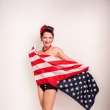 pin-up retro fotografie Praha fotografka Nikol Obrov�, viz�istka Eva Ceralov� pin-up foto