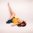 pin-up retro fotografie Praha fotografka Nikol Obrov�, viz�istka Eva Ceralov� pin-up foto