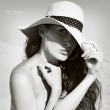 Autoportr�t Nikol Obrov�, make-up, vlasy: Nikol Obrov� Photographer